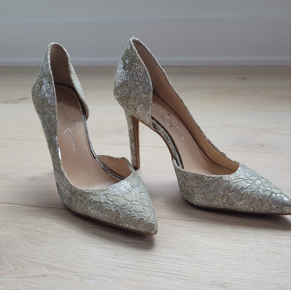 JESSICA SIMPSON | Silver Heels - Picture 3 of 10